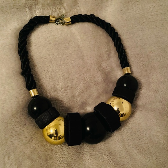 Chunky Necklace - Picture 1 of 1